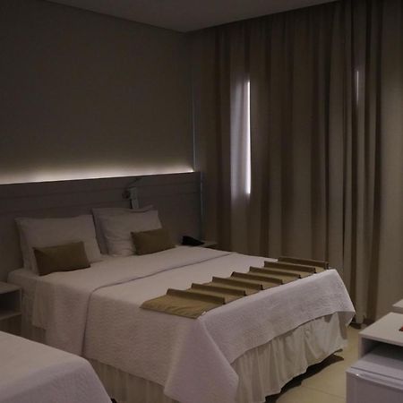 Pak Suites Hotel Луис Едуарду Магалаес Екстериор снимка