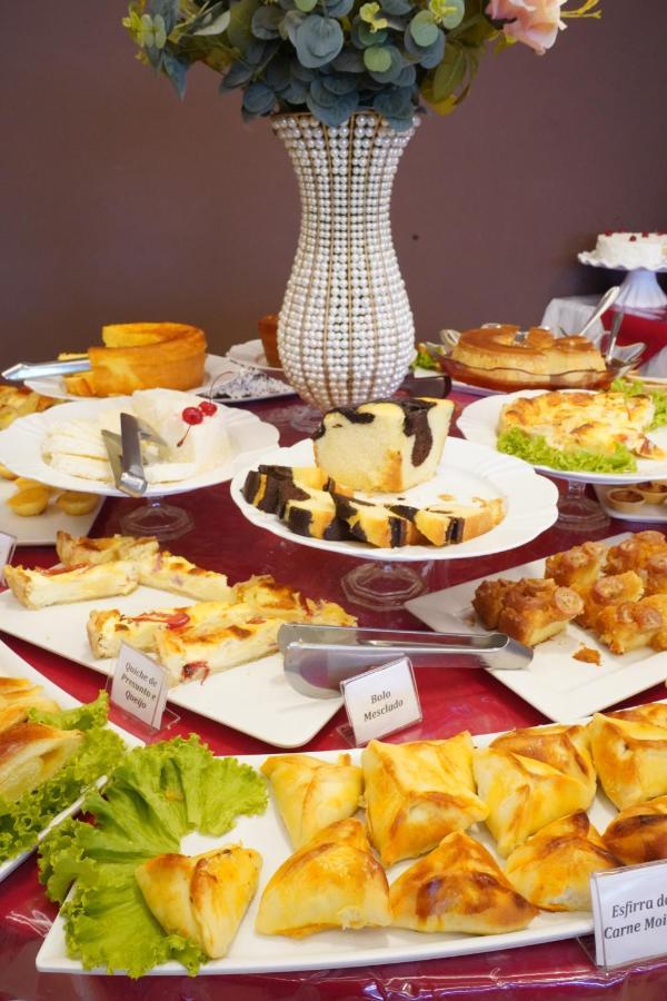 Pak Suites Hotel Луис Едуарду Магалаес Екстериор снимка