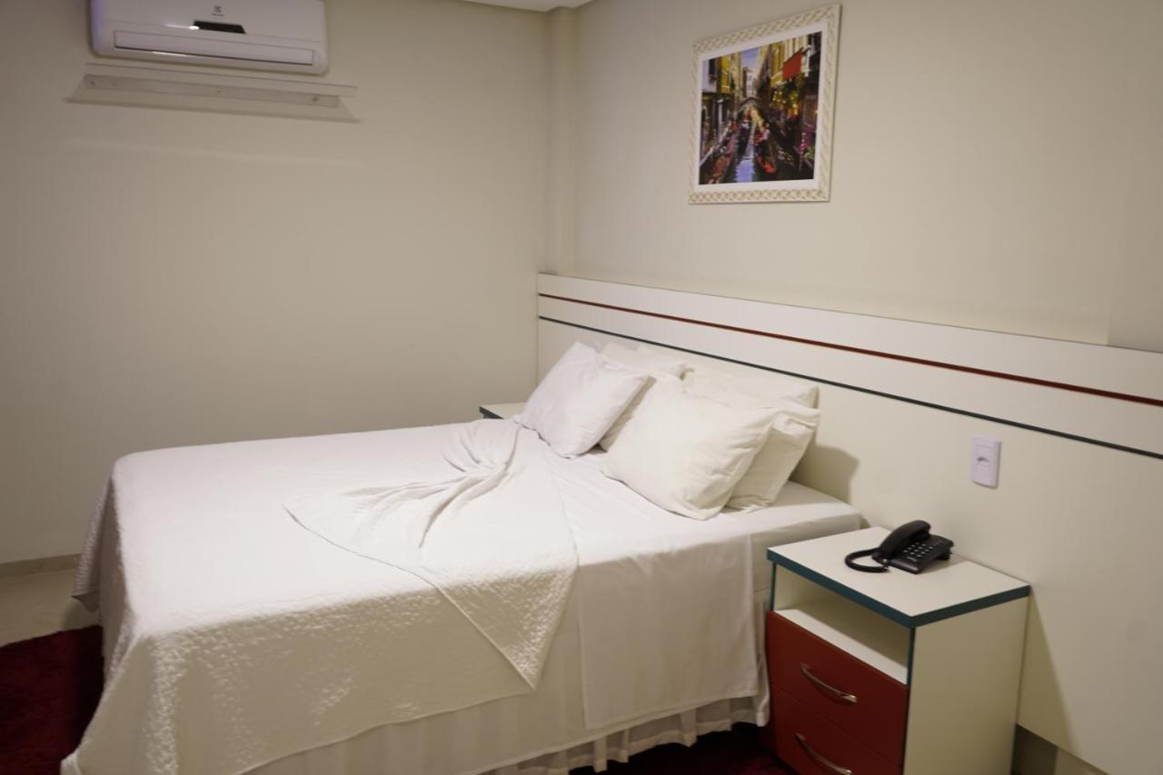 Pak Suites Hotel Луис Едуарду Магалаес Екстериор снимка