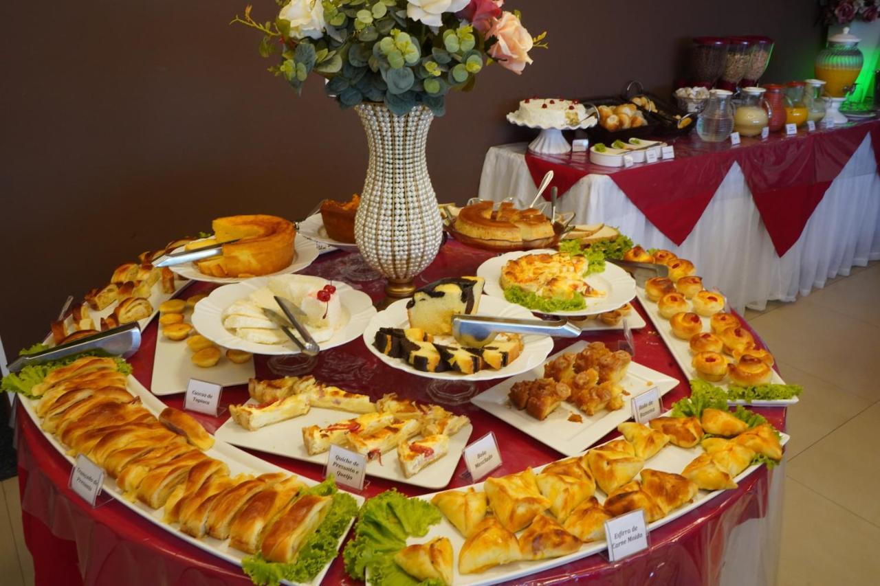 Pak Suites Hotel Луис Едуарду Магалаес Екстериор снимка